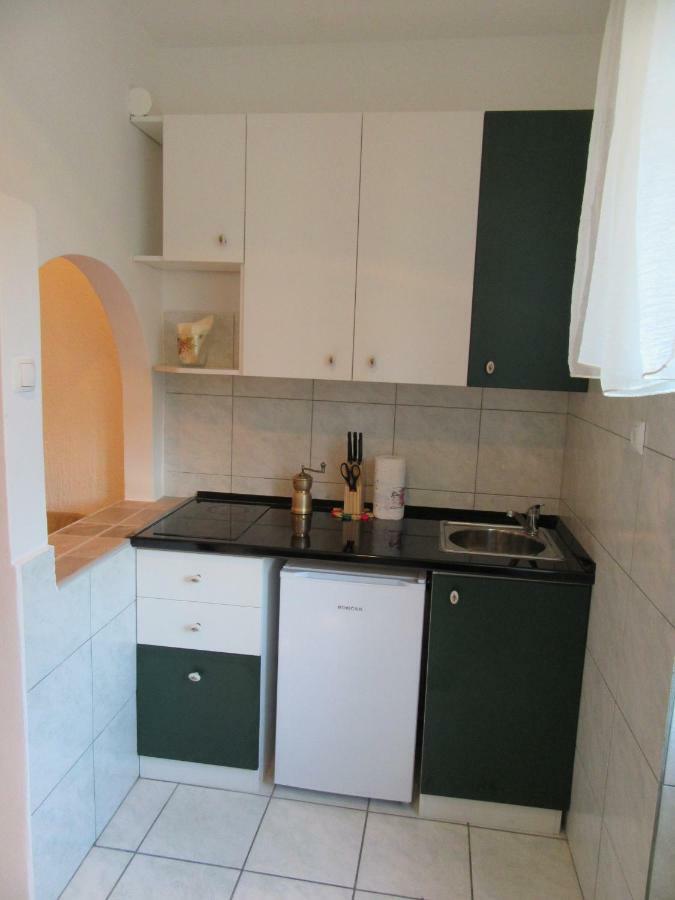 Apartman Julia Apartment Рийека Екстериор снимка
