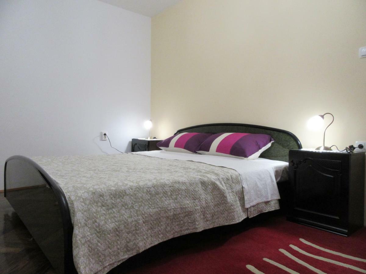 Apartman Julia Apartment Рийека Екстериор снимка